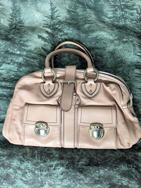 Marc Jacobs Handbags - Marc Jacobs Venetia Satchel in Pink/Peach